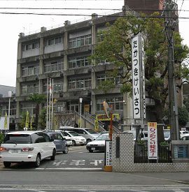 大阪府警高槻署の警部補が万引き容疑で逮捕