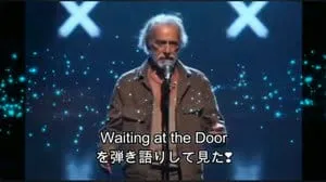 Waiting at the Door / Ernesto by びぶらんくん