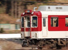 韓国人大学生が電車から飛び降り　京田辺