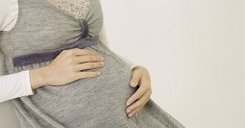 産後うつ病などを予防する健診が始まる