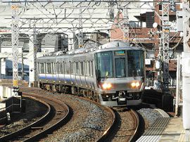 ＪＲ阪和線・ＪＲ八高線で人身事故