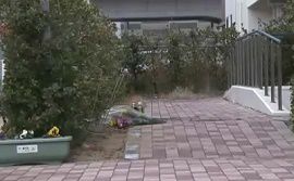 災害公営住宅で女性が焼身自殺か　仙台