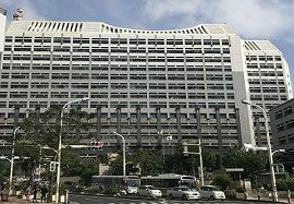 コロナでホテル療養中の男性が転落死　沖縄