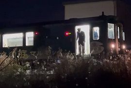JR土讃線で女性が列車にはねられ死亡　高知